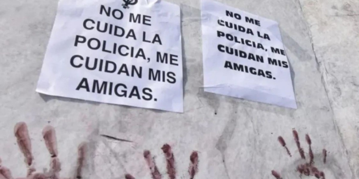 Despiden a dos policías de León por abusar de Evelyn