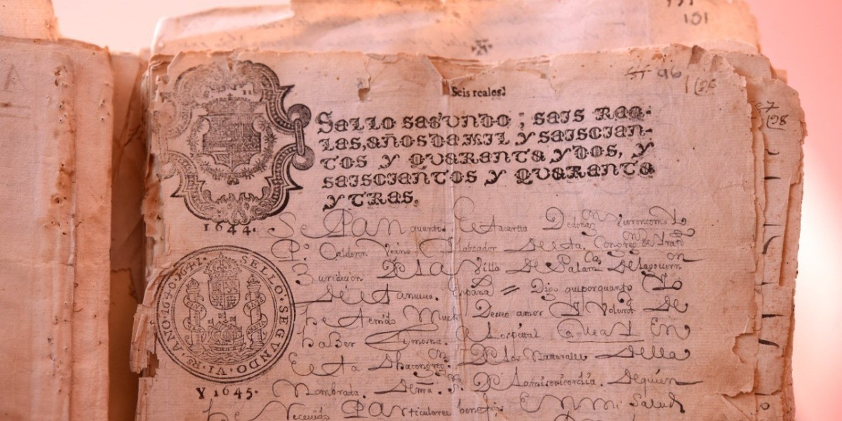 Descubren documento más antiguo en Archivo Municipal de Irapuato