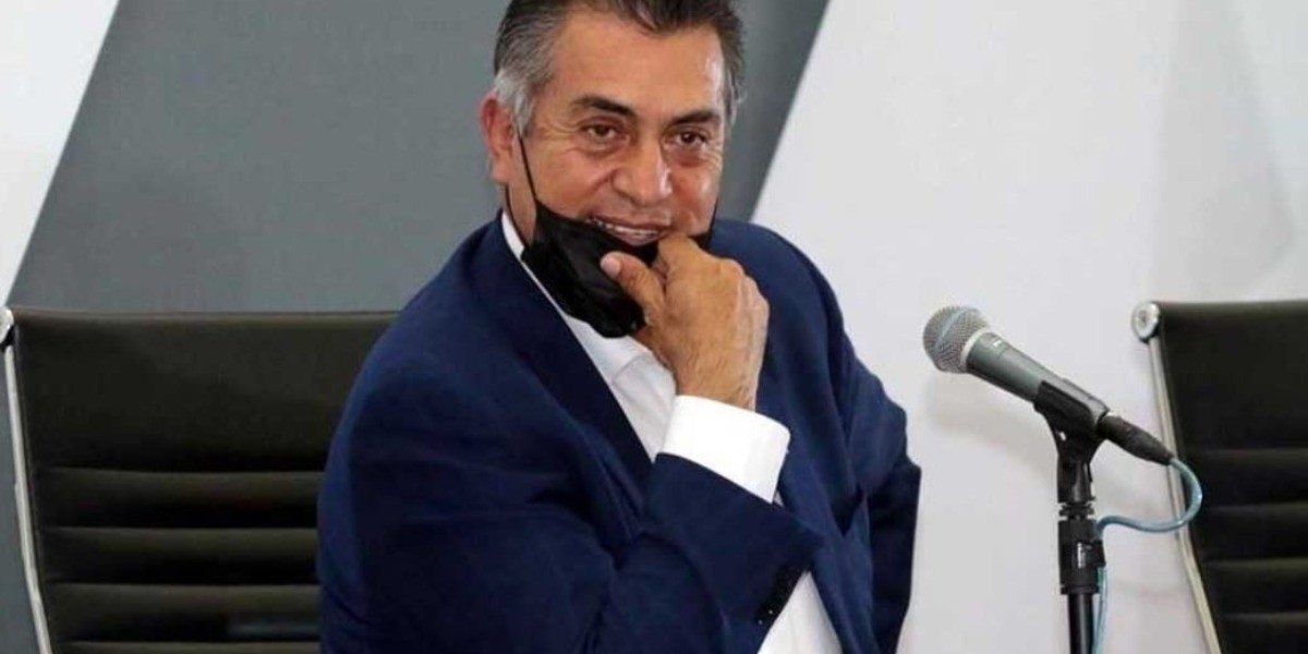 ‘El Bronco’ da ‘permiso’ para enfermarse en anuncio de reapertura