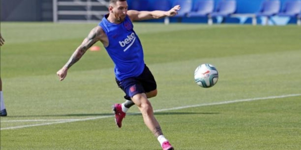 Messi reporta con el Barca en pretemporada