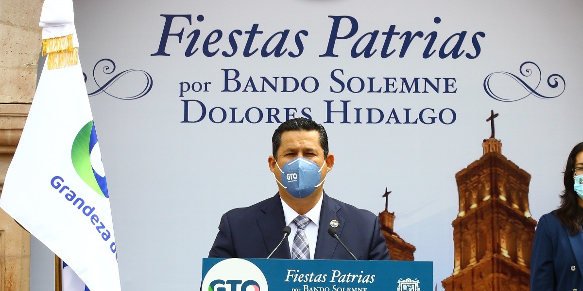 Inicia Diego Sinhue con los festejos por la Independencia