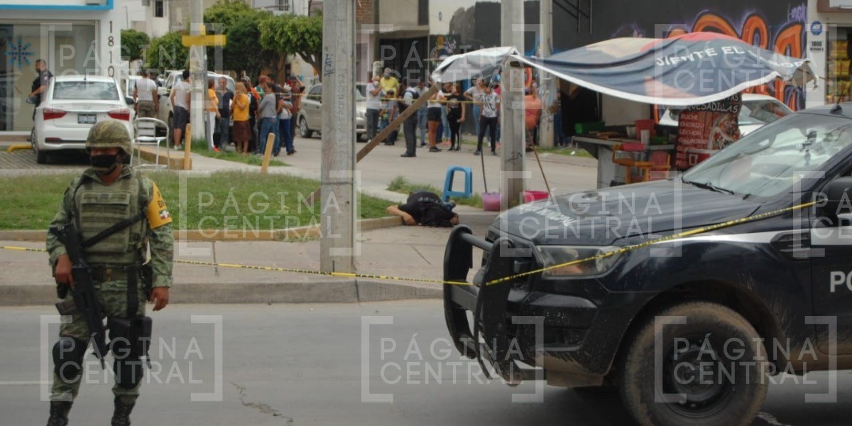 Ejecutan a un hombre en puesto de tacos en Agua Azul