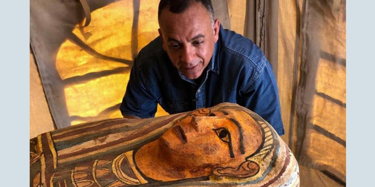 Descubren 14 sarcófagos de unos 2 mil 500 años