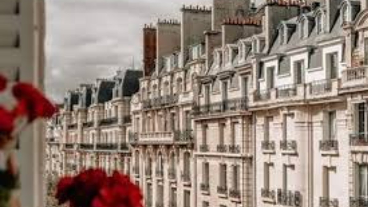 Le heredan casa y encuentra medio millón de euros en el sótano