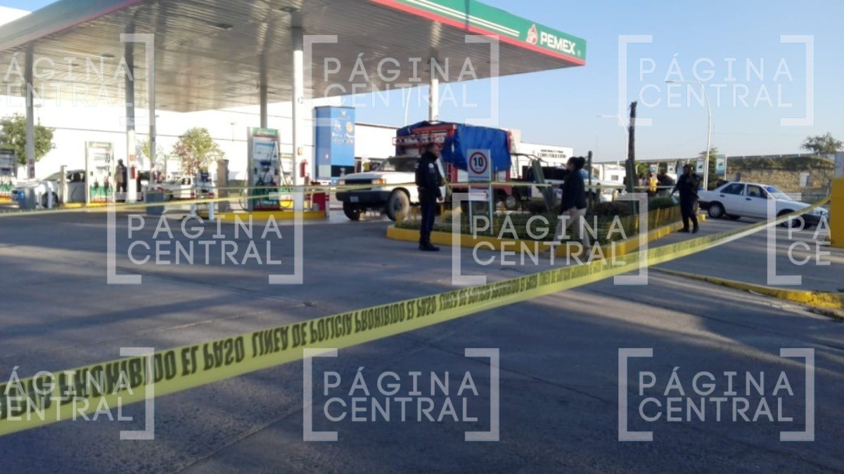Balean a hombre cuando cargaba gasolina