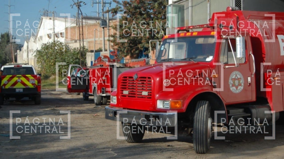 Se reactiva incendio en abarrotera de Ciudad Industrial