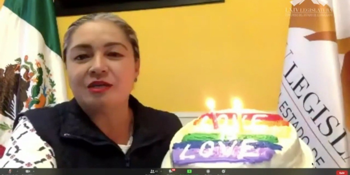 Vuelve al Congreso multirrechazada propuesta para reconocer matrimonio igualitario