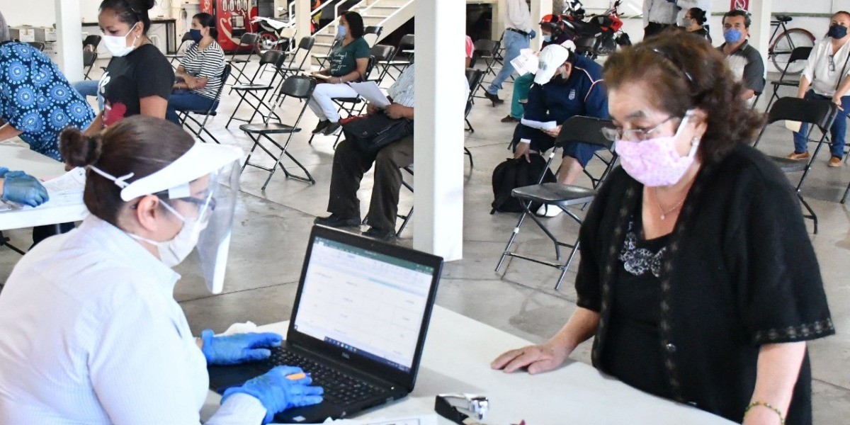 Digitalizan padrón municipal de beneficiarios en Irapuato