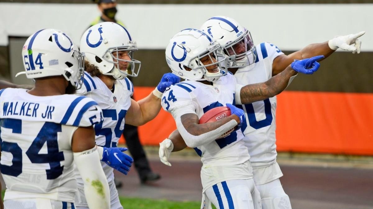 Colts de NFL reportan positivos por COVID-19