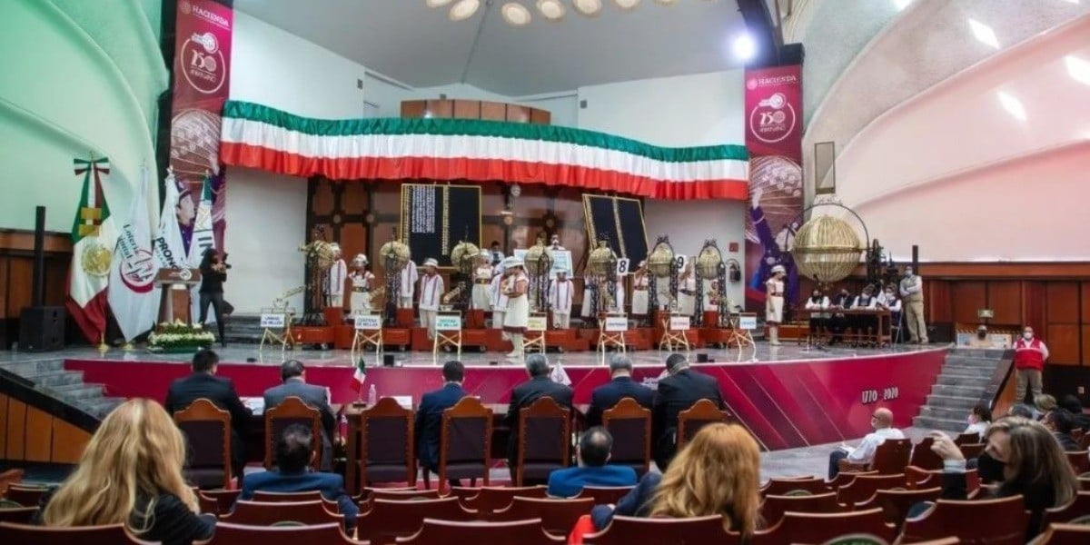 No han recogido su premio 22 ganadores de la rifa del avión presidencial