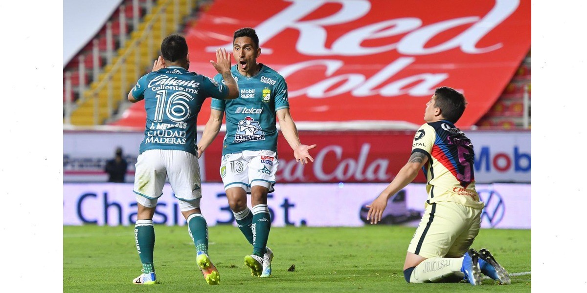 León derrota al América y se afianza como líder
