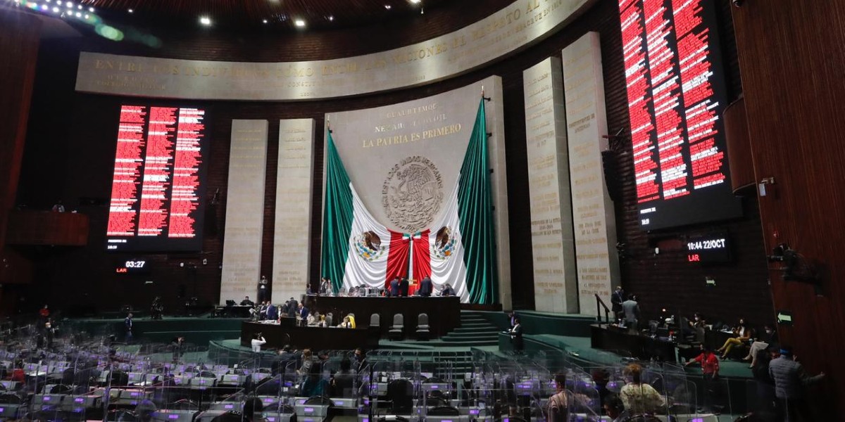 Aprueban diputados consulta a expresidentes