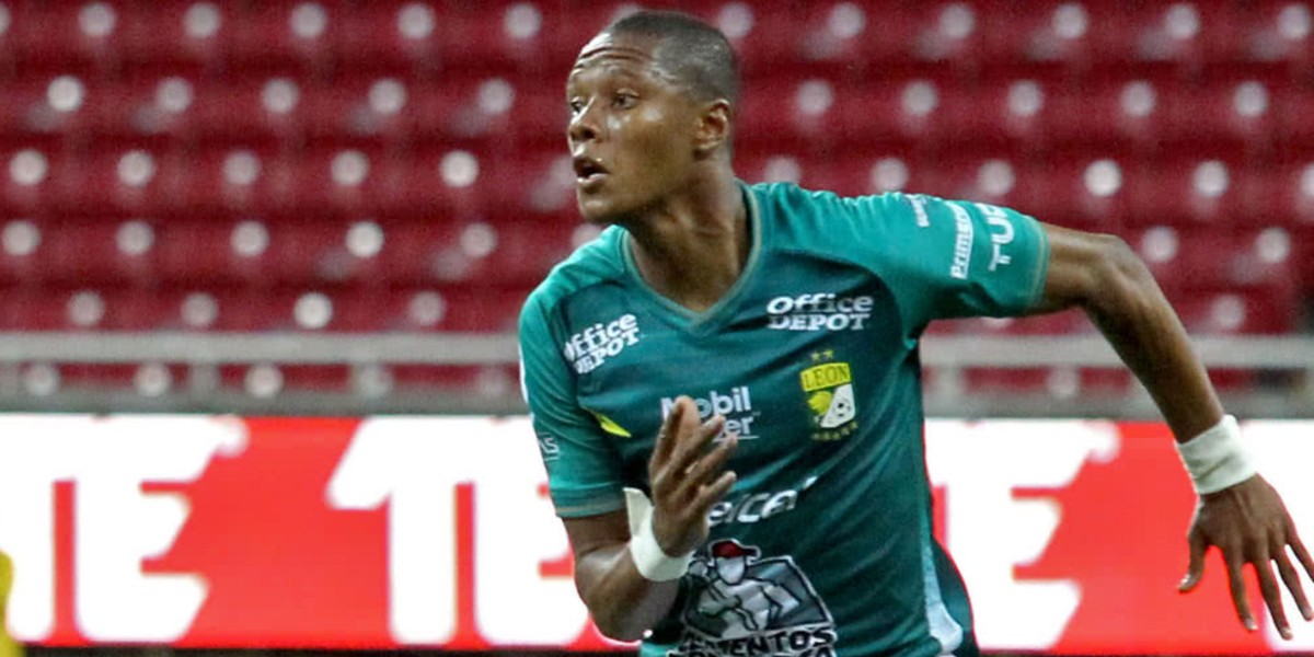 Yairo Moreno renueva contrato con la Fiera