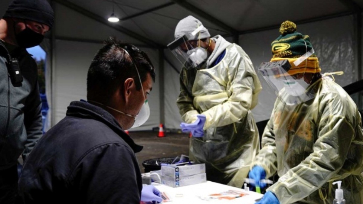 Pega segunda ola de contagios a Estados Unidos: ¡83 mil casos más en 24 horas!