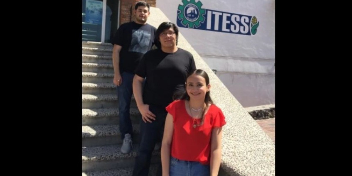 Estudiantes del ITSS de Salvatierra van de viaje de estudios a Inglaterra