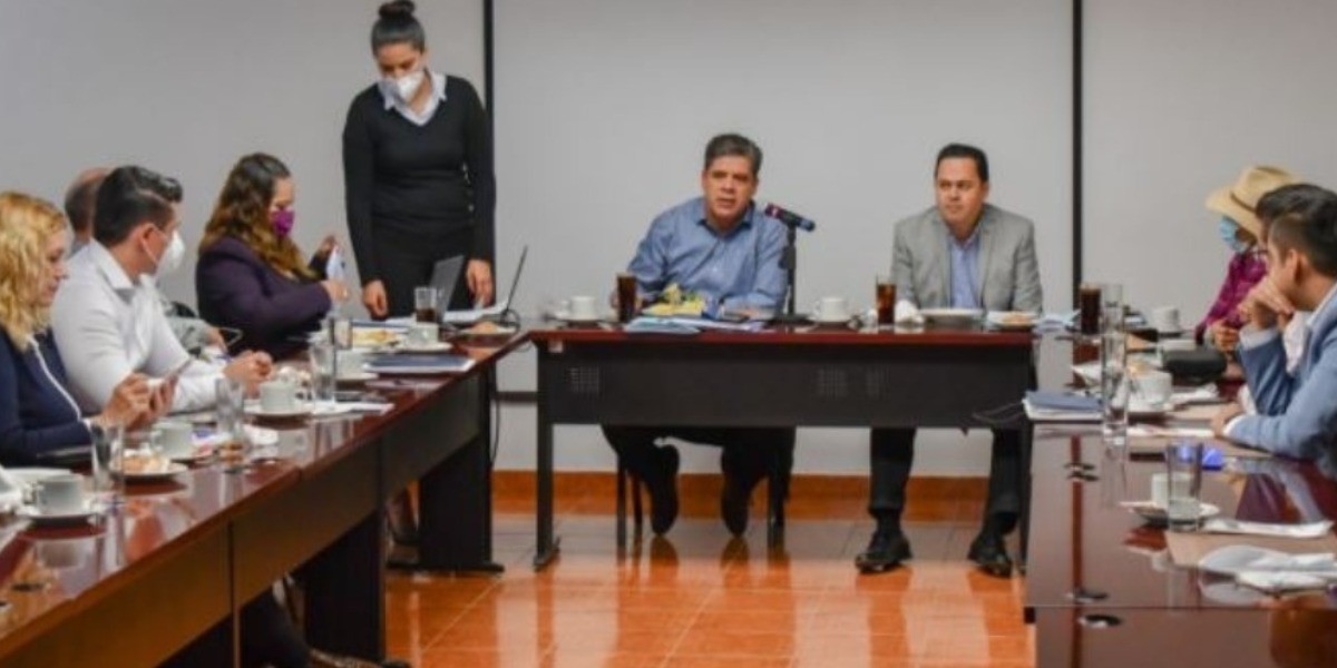 Va PAN con mujeres en León e Irapuato