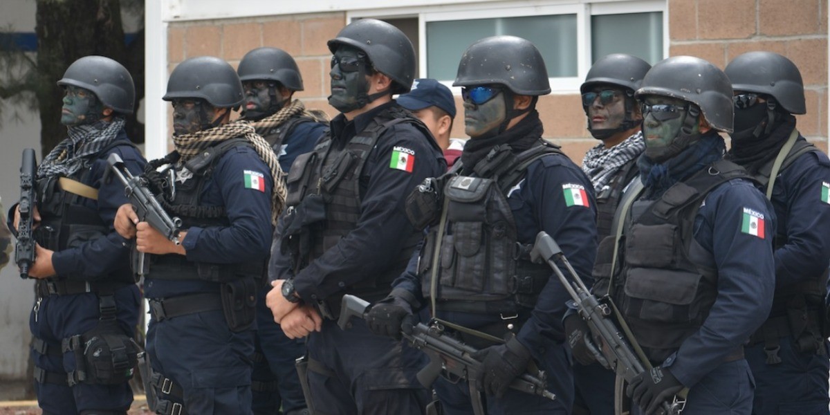 Policías ya no podrán utilizar su celular durante operativos