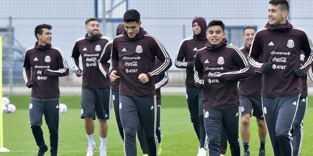 ‘Tata’ Martino prepara equipo estelar ante Corea del Sur