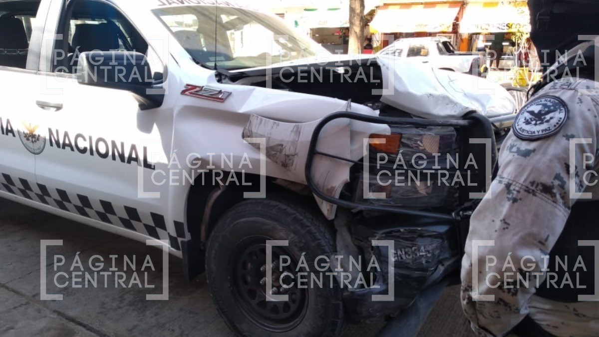 Causa choque camioneta de la Guardia Nacional