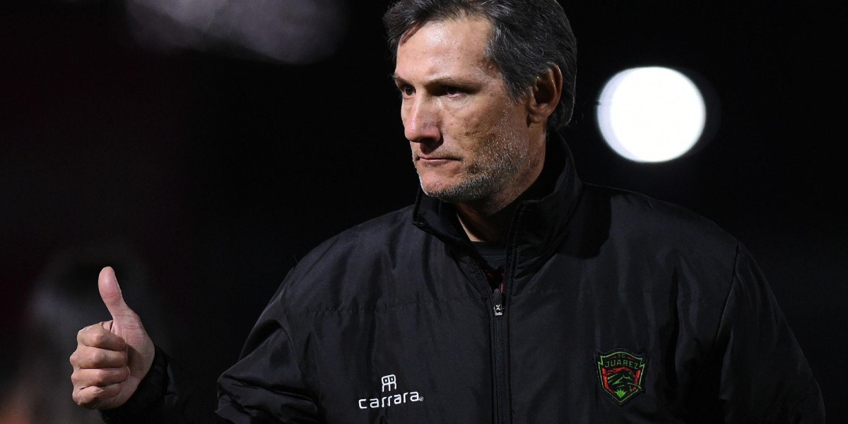 Gabriel Caballero es destituido como técnico de Juárez