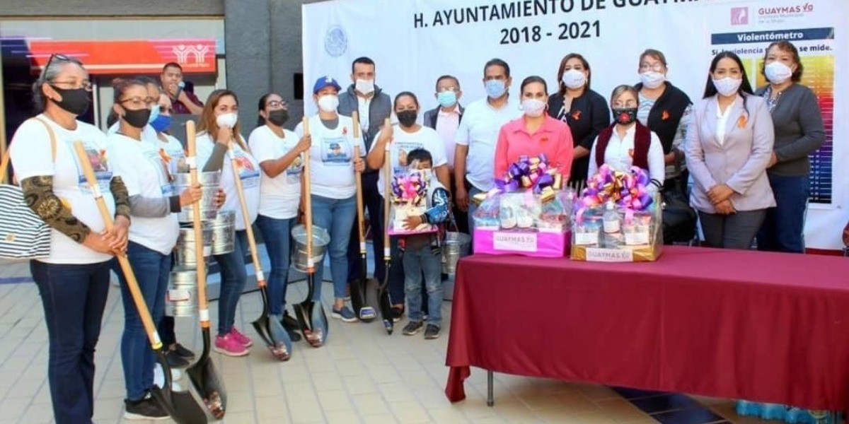 Colectivos de desaparecidos lamentan indolencia del gobierno de Sonora por entrega de palas