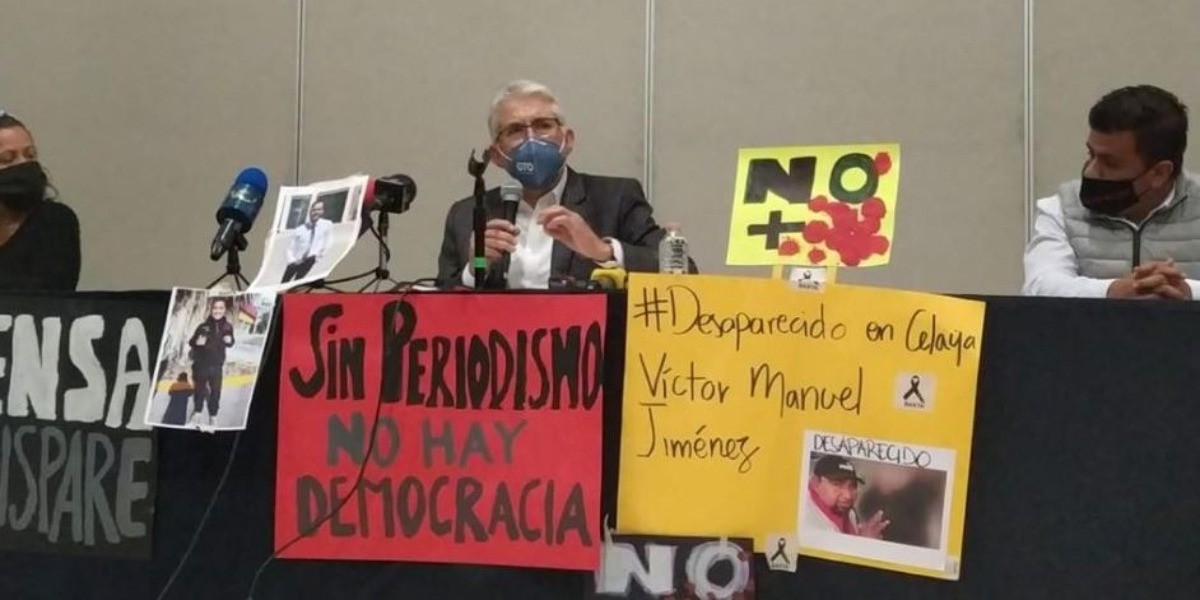 Promueven amparos contra la desaparición de Fideicomisos