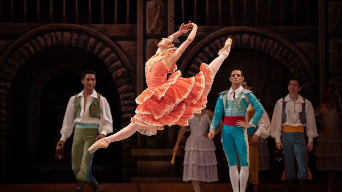 ¡Teatro del Bicentenario presenta al Ballet de Monterrey!