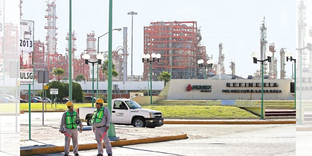 Explota refinería de Cadereyta; hay cinco lesionados