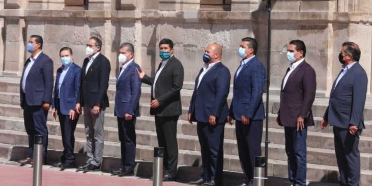 Estados no podrán comprar vacunas; Federalistas reaccionan