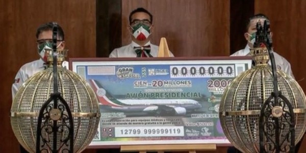 Se vendieron un millón menos de ‘cachitos’ para el sorteo del avión presidencial