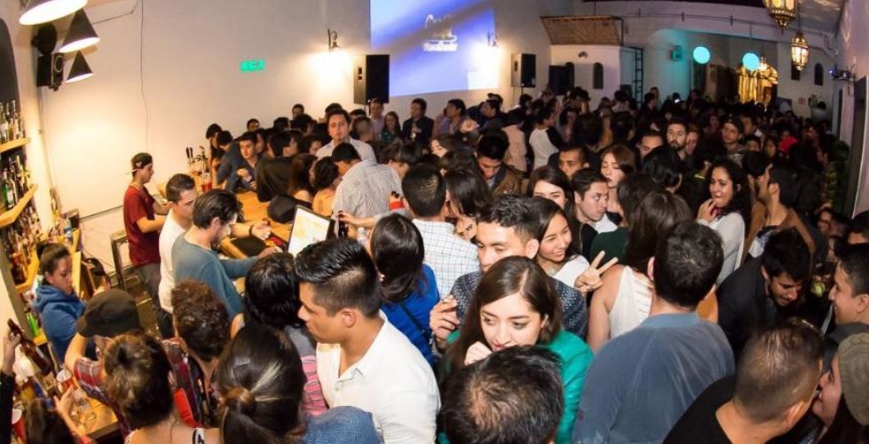 ‘Aplacan’ a la juventud; les cierran antros y bares