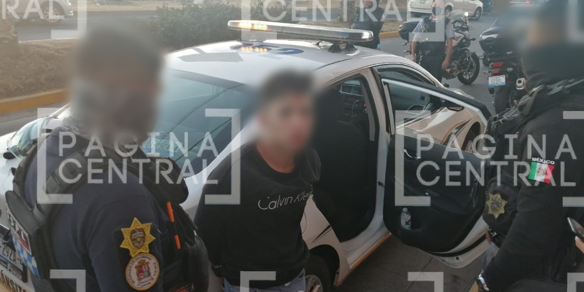 Cae ladrón 'in fraganti' mientras intentaba robar a tres mujeres