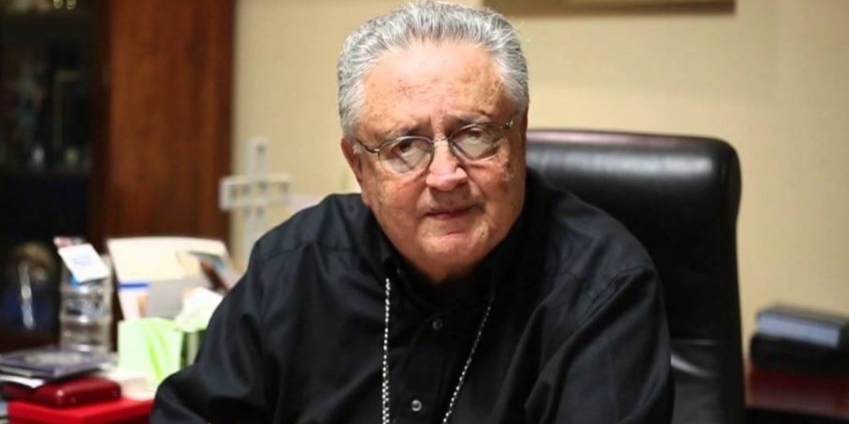 Arzobispo José Ulises Macías da positivo a COVID-19