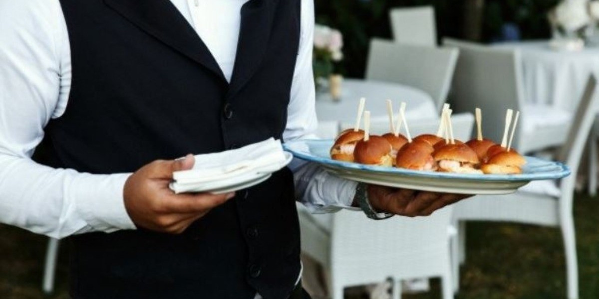 Reprochan banqueteros cancelación de eventos