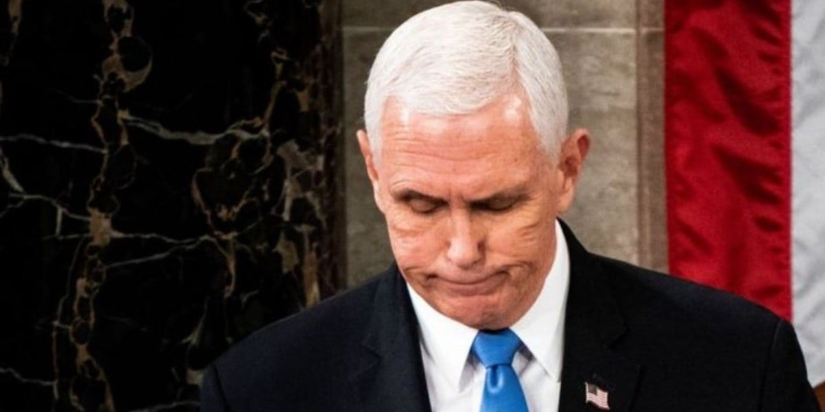Descarta Pence pedir la destitución de Trump