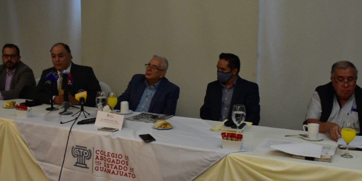 Acusa Primo Quiroz contubernio entre Municipio y Zermeño