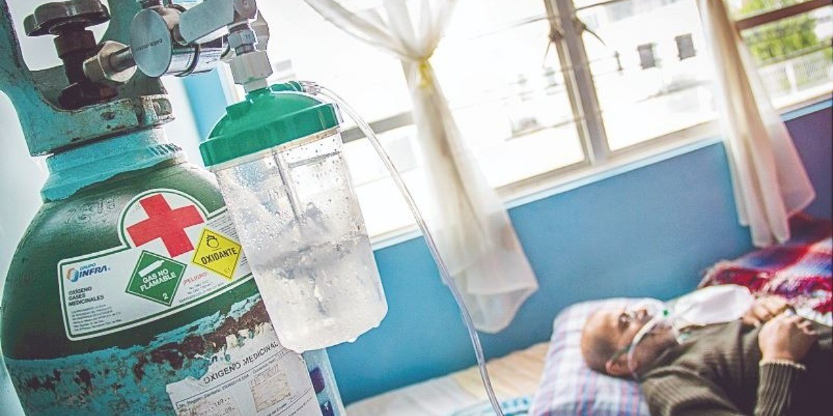 Denuncian ‘coyotaje’ en venta del oxígeno medicinal