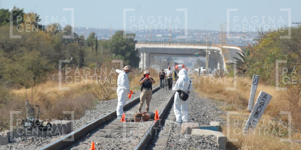 Tren arrastra a un hombre por 60 metros en León