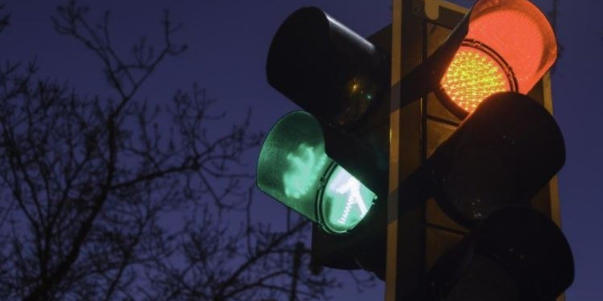 Muertes y contagios ‘sepultan’ a Guanajuato en semáforo rojo