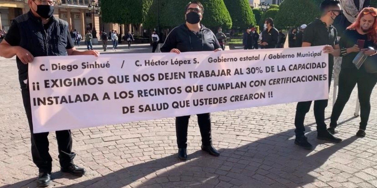 Exigen banqueteros que los dejen trabajar