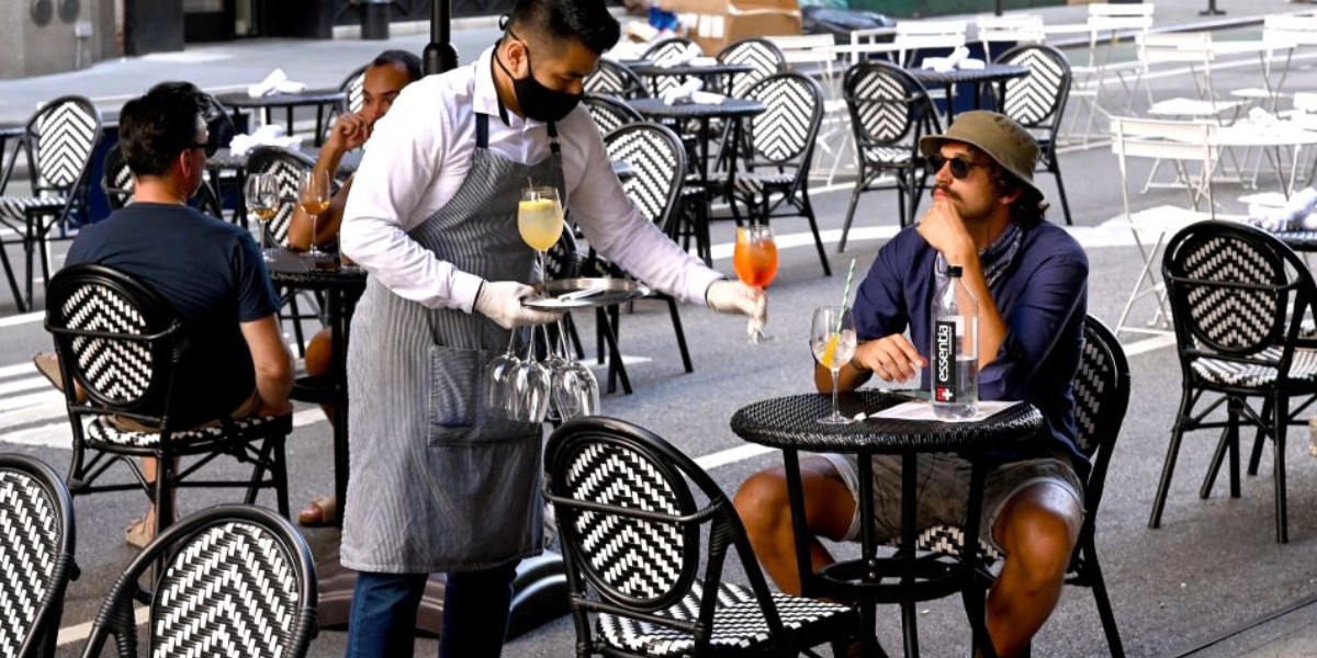 Restaurantes leoneses podrían vender bebidas alcohólicas
