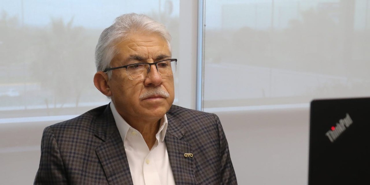 Luis Ernesto Ayala buscará una diputación local