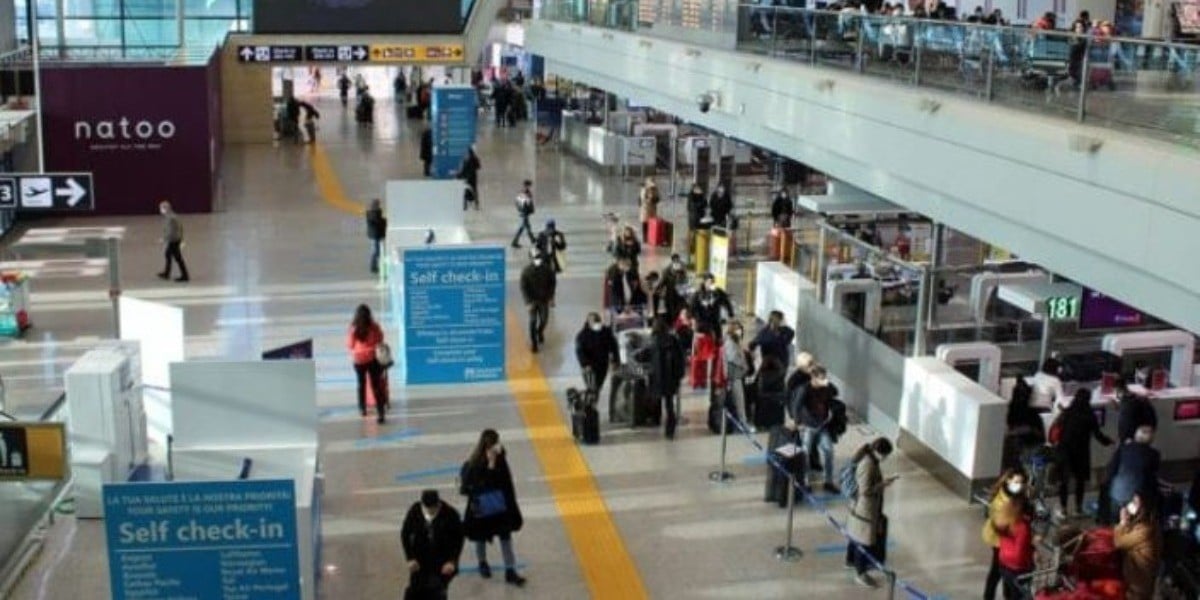 Suspende Canadá vuelos a México