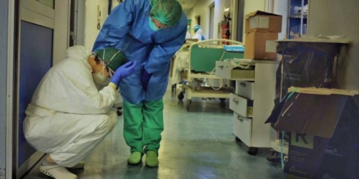 Riesgos suicidas acechan al sector salud