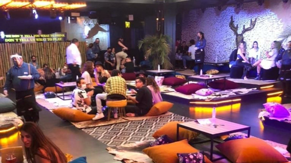 Exhiben falta de medidas sanitarias en antro de León