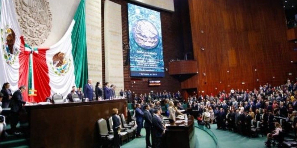 Cofece pide al Congreso rechazar reforma eléctrica de AMLO