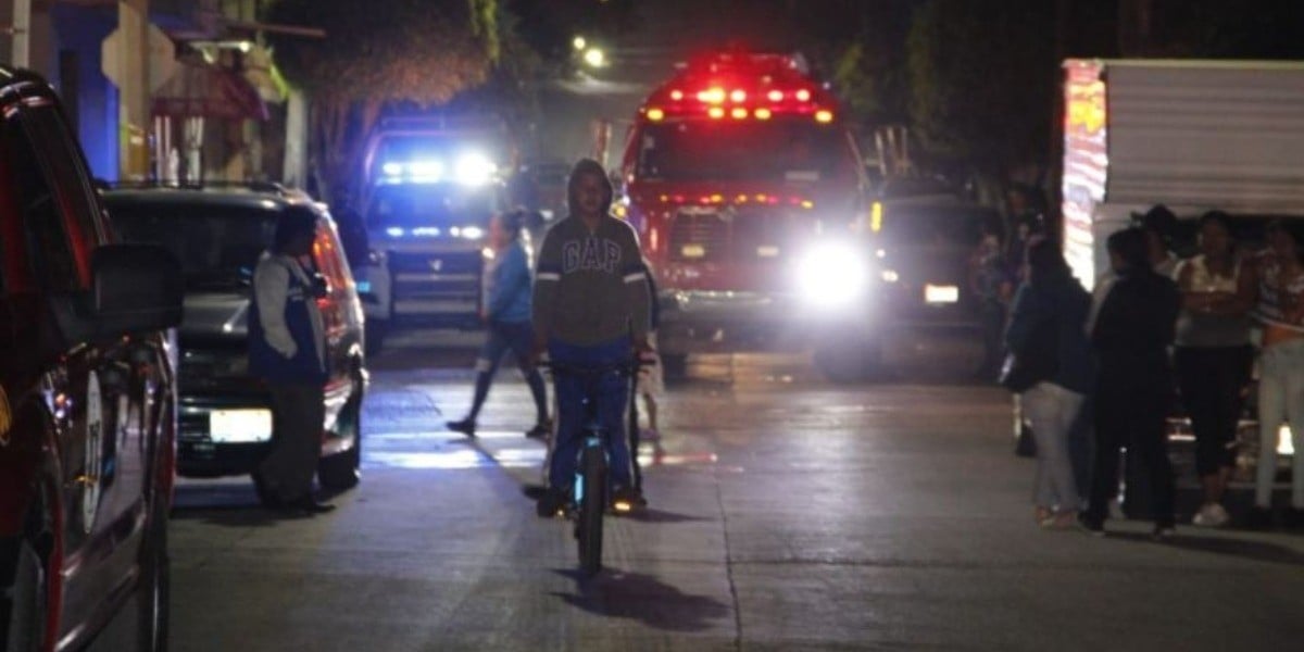 Se incendia fábrica de calzado en la colonia San Miguel