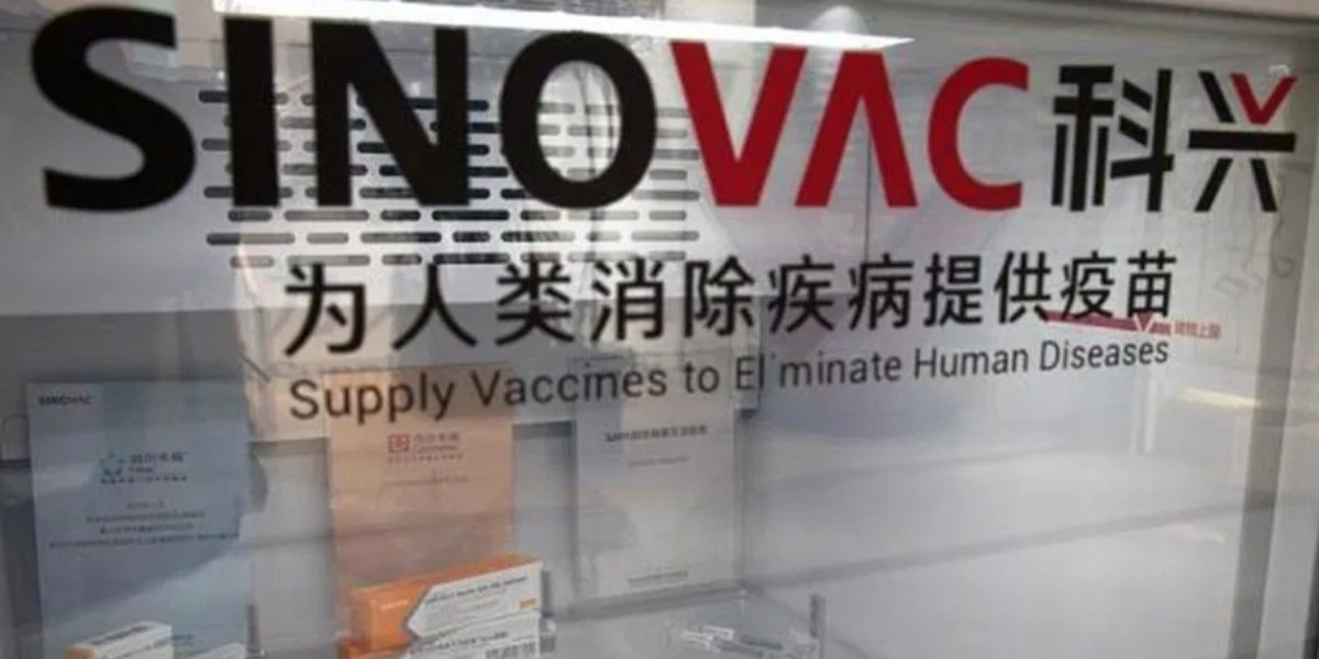 Llega primer cargamento de vacunas anticovid-19 procedente de China