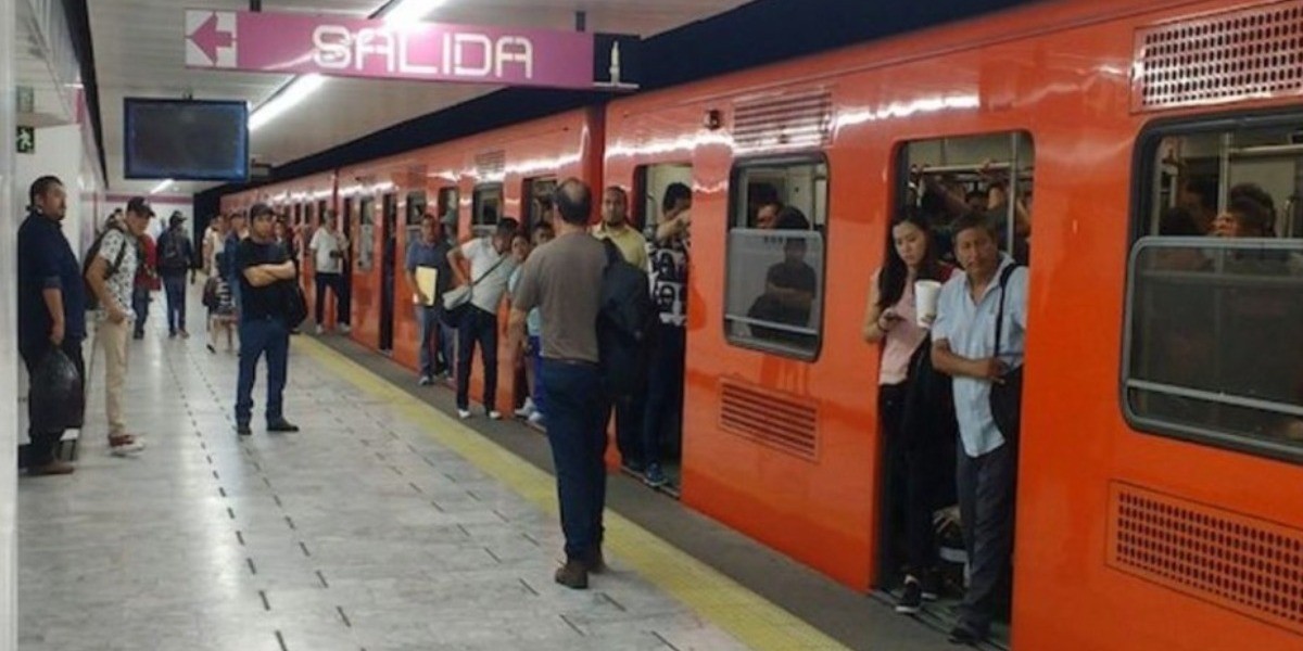 Se suicidan dos personas en el metro de la CDMX