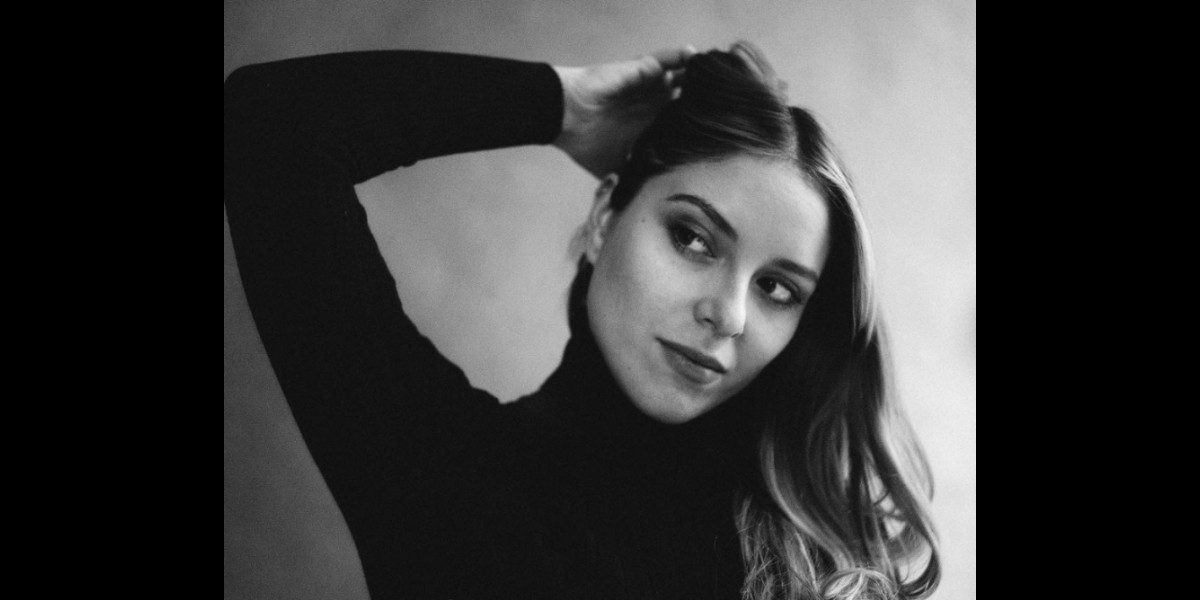 Estefanía Veloz renuncia a Morena